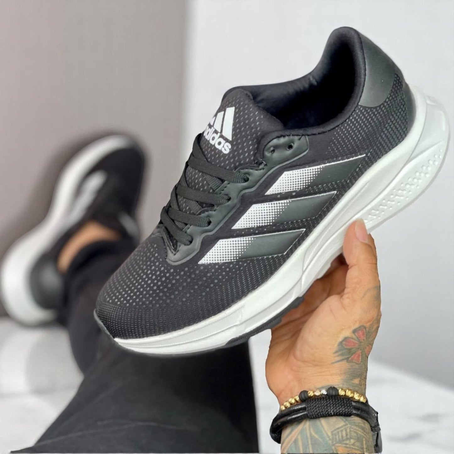 Ultraliviano Supernova Adidas caballero