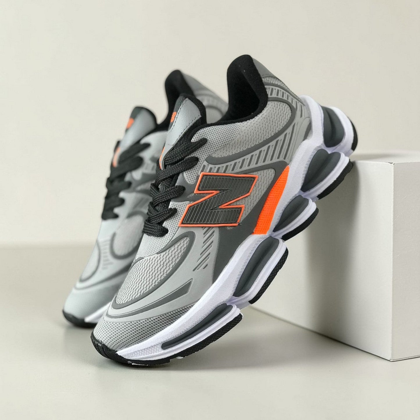 New Balance 2000